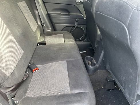 Used 2014 Jeep Patriot Sport w/ Southwest Package image 18