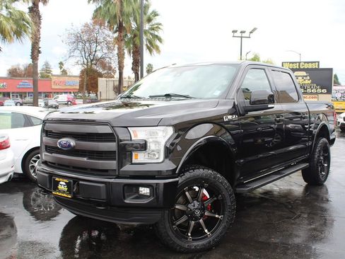 Used 2015 Ford F150 Lariat w/ Equipment Group 502A Luxury image 2