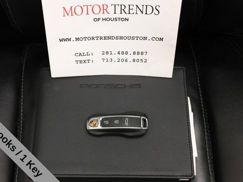 Used 2025 Porsche 911 Carrera RWD image 55