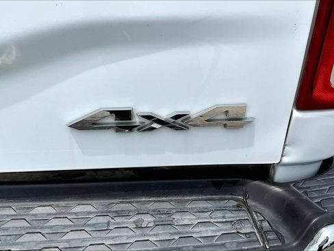 Used 2022 RAM 2500 Big Horn w/ Cold Weather Group AWD/4WD image 23