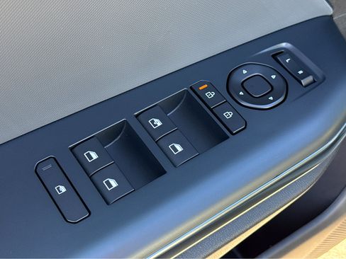 Used 2025 Kia K4 LXS image 21