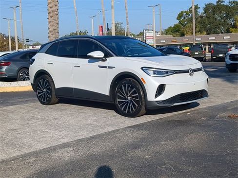 Certified 2023 Volkswagen ID.4 Pro S Plus image 2