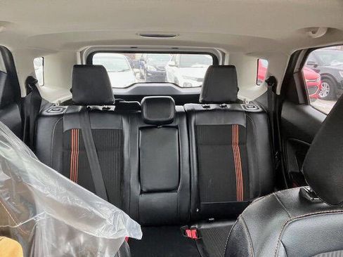 Used 2018 Ford EcoSport SES image 5