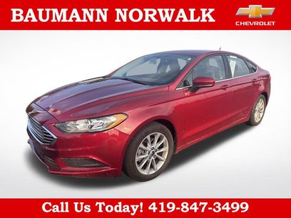 Used 2017 Ford Fusion SE w/ Fusion SE Technology Package