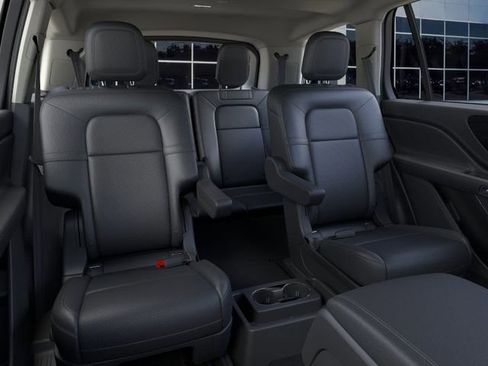 New 2026 Lincoln Aviator 2WD image 12