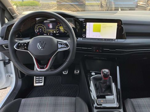 Used 2024 Volkswagen GTI SE FWD image 4