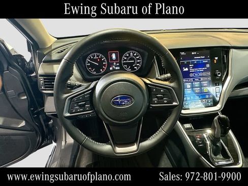 Used 2025 Subaru Outback Premium AWD/4WD image 11
