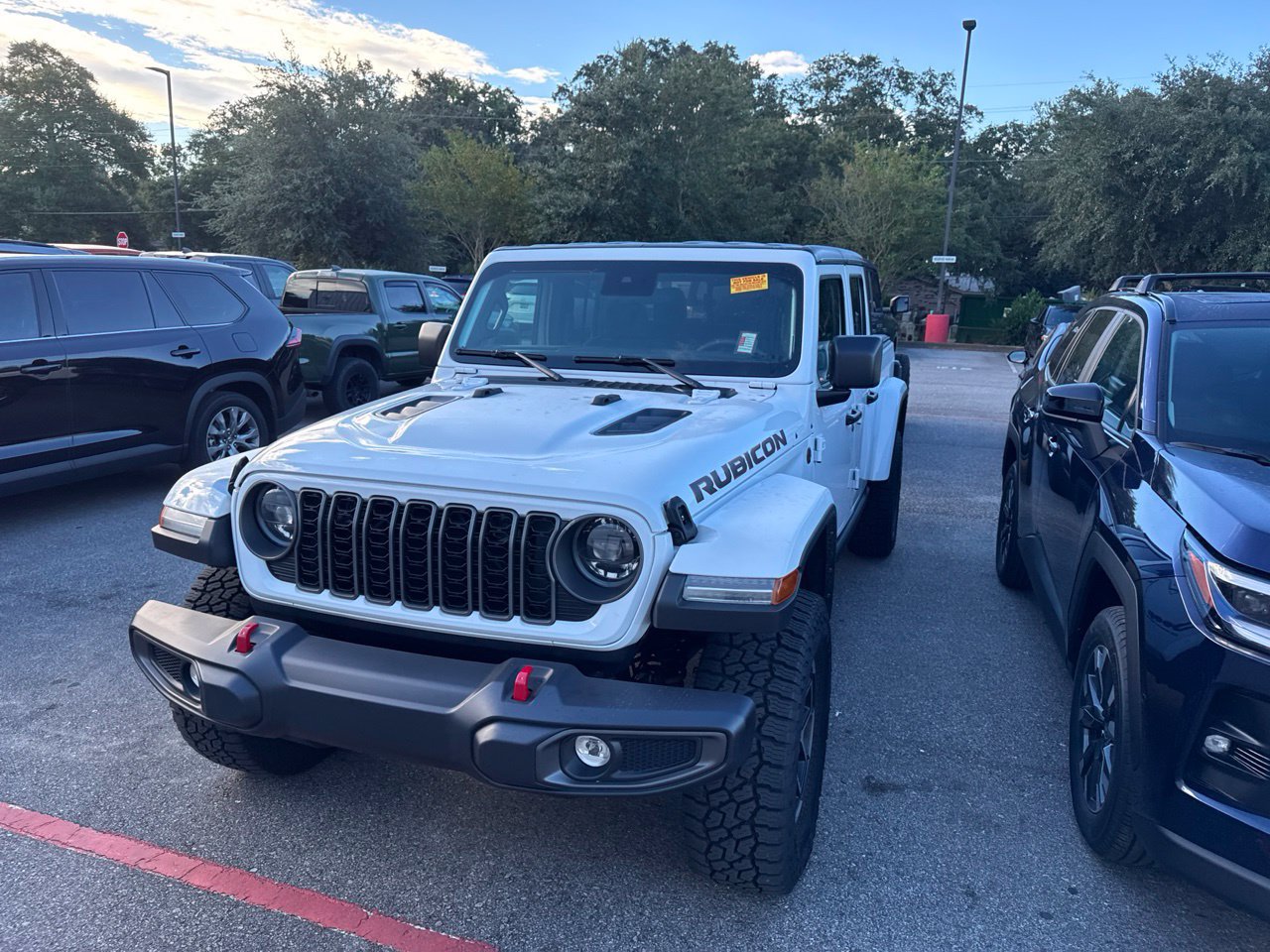 Used 2025 Jeep Gladiator Rubicon AWD/4WD image 1