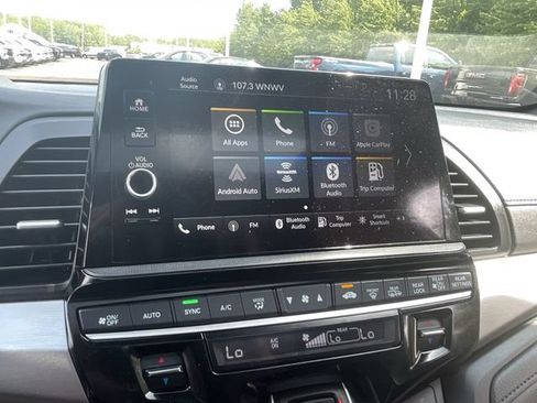 Used 2025 Honda Odyssey Sport-L image 13