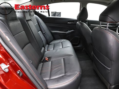Used 2024 Nissan Altima 2.5 SR w/ SR Premium Package FWD image 22
