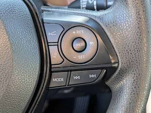 Used 2023 Toyota RAV4 XLE w/ Convenience Package FWD image 20
