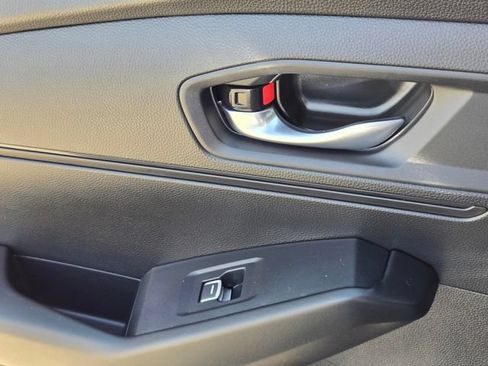 Certified 2025 Honda Accord SE image 13