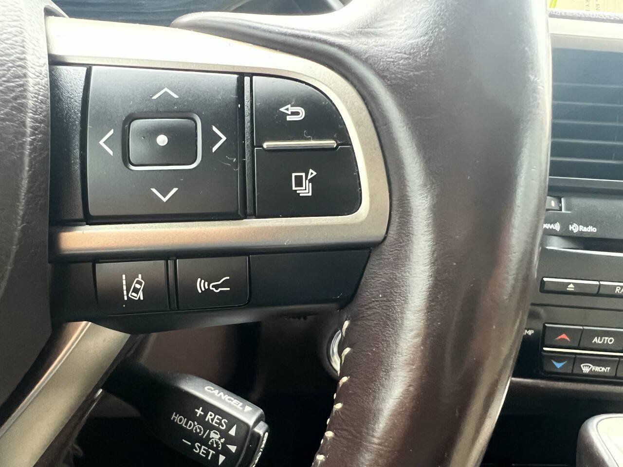 Used 2018 Lexus RX 350L Luxury w/ Accessory Package FWD image 35