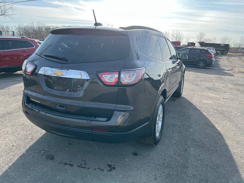 Used 2017 Chevrolet Traverse LS FWD image 5