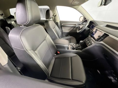 Used 2023 Volkswagen Atlas SE image 27