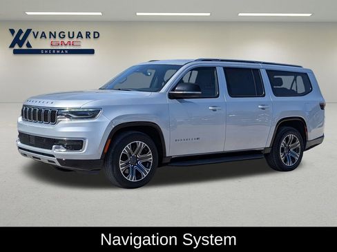 Used 2024 Jeep Wagoneer L Series II image 3