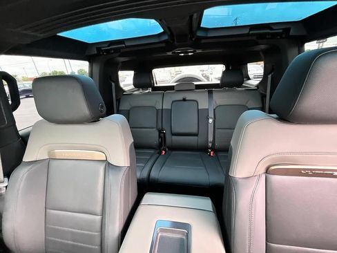 Used 2024 GMC Hummer EV 3X AWD/4WD image 43