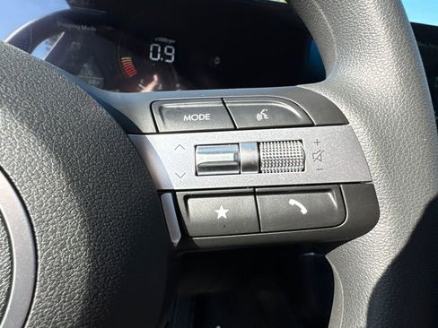 New 2026 Hyundai Tucson SE image 16