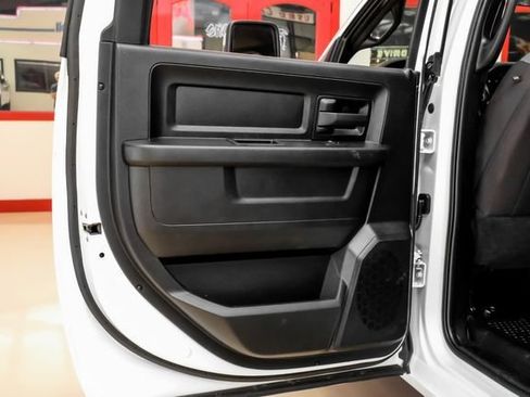 Used 2024 RAM 3500 Tradesman w/ Chrome Appearance Group AWD/4WD image 48