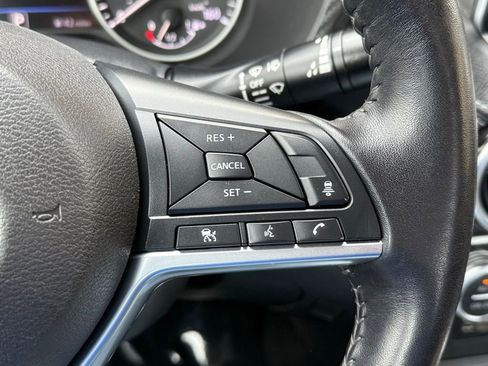 Used 2021 Nissan Sentra SV image 34