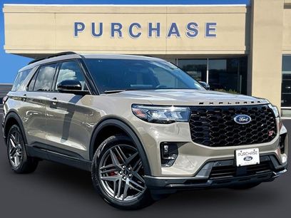 New 2026 Ford Explorer ST w/ Sun And Sound Package