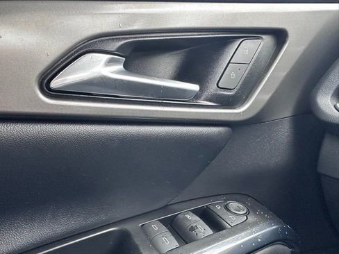 Used 2024 Chevrolet Traverse LT image 14