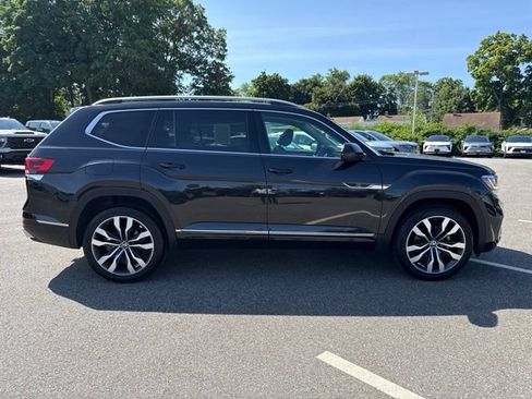 Used 2022 Volkswagen Atlas SEL Premium AWD/4WD image 5