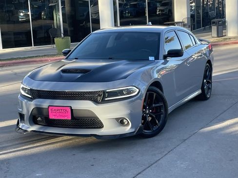 Used 2022 Dodge Charger GT w/ Blacktop Package image 9