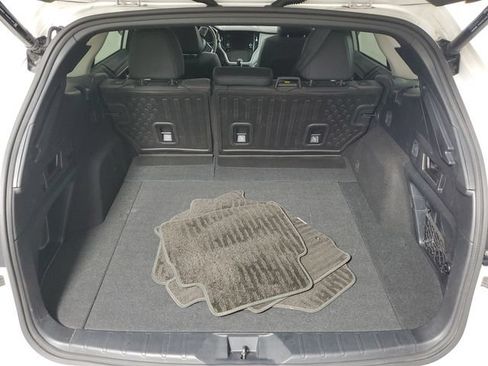 Used 2023 Subaru Outback Onyx Edition AWD/4WD image 8
