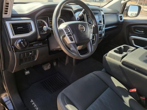 Certified 2017 Nissan Titan SV image 22