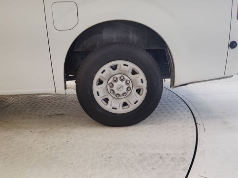 Used 2021 Nissan NV 2500 SV w/ Navigation Package image 9