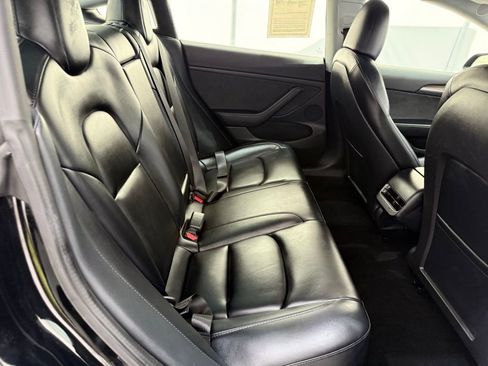 Used 2022 Tesla Model 3 image 22