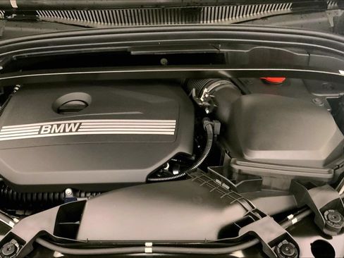 New 2026 BMW X2 xDrive28i w/ Technology Package AWD/4WD image 8