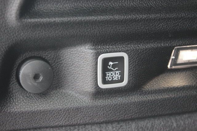 Used 2023 Jeep Grand Cherokee L Overland AWD/4WD image 31