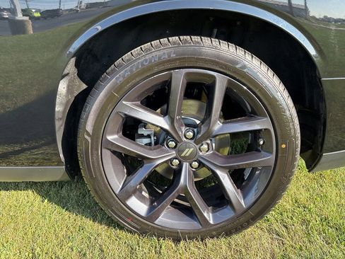Used 2022 Dodge Challenger R/T w/ Plus Package image 9