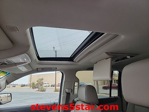 Used 2020 GMC Yukon XL SLT w/ Premium Edition image 22