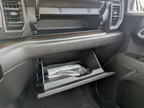 Used 2023 Chevrolet Silverado 1500 LT AWD/4WD image 23