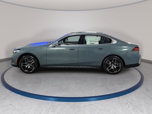 New 2027 BMW 530i xDrive AWD/4WD image 8