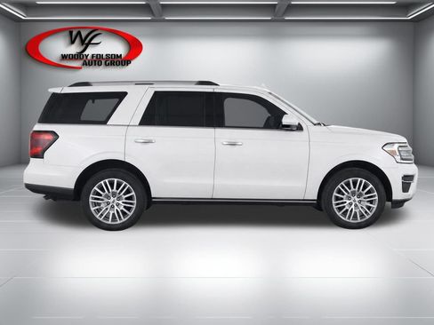 Used 2024 Ford Expedition Limited RWD image 9