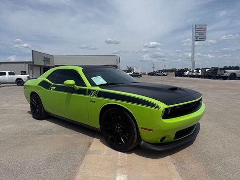 Used 2023 Dodge Challenger R/T Scat Pack w/ T/A Package RWD image 7