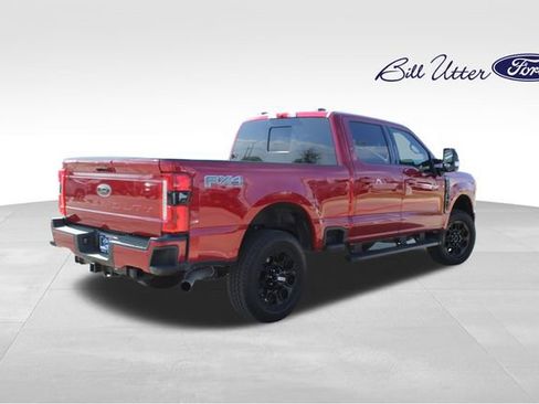 Used 2026 Ford F250 Lariat w/ Black Appearance Package image 5