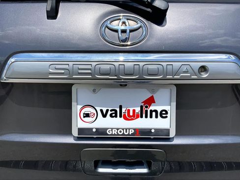Used 2013 Toyota Sequoia Limited RWD image 10