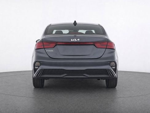 Used 2023 Kia Forte LXS FWD image 7