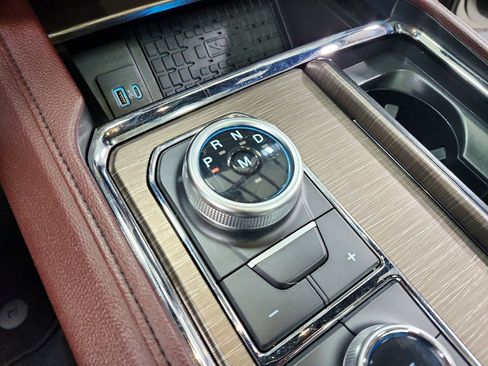Used 2024 Ford Expedition Max Limited image 28
