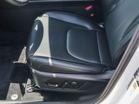 Certified 2025 Kia Sportage EX FWD image 20