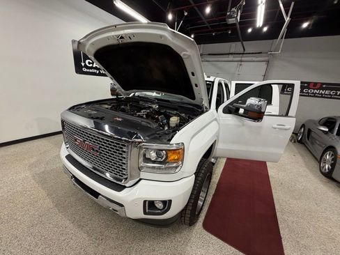Used 2016 GMC Sierra 3500 Denali w/ Duramax Plus Package AWD/4WD image 52