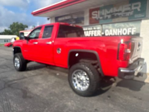 Used 2015 GMC Sierra 2500 SLE w/ SLE Preferred Package AWD/4WD image 28