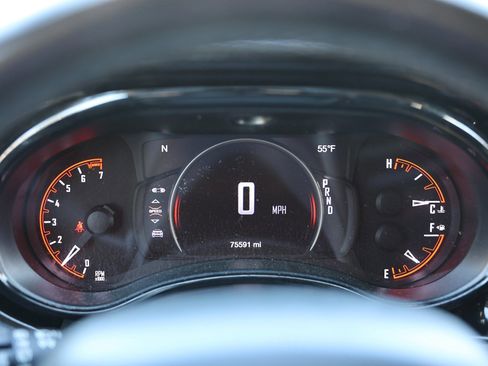 Used 2022 Dodge Durango SXT image 37