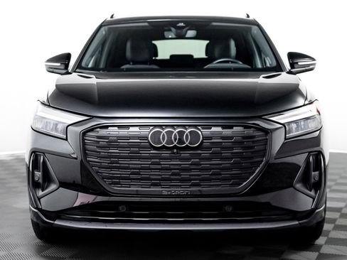 Used 2024 Audi Q4 e-tron Premium Plus image 8