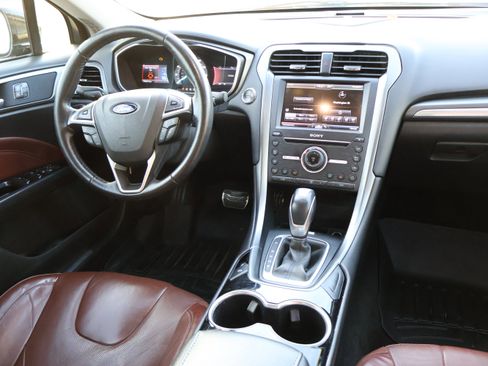 Used 2016 Ford Fusion Titanium w/ Terracotta Package image 16